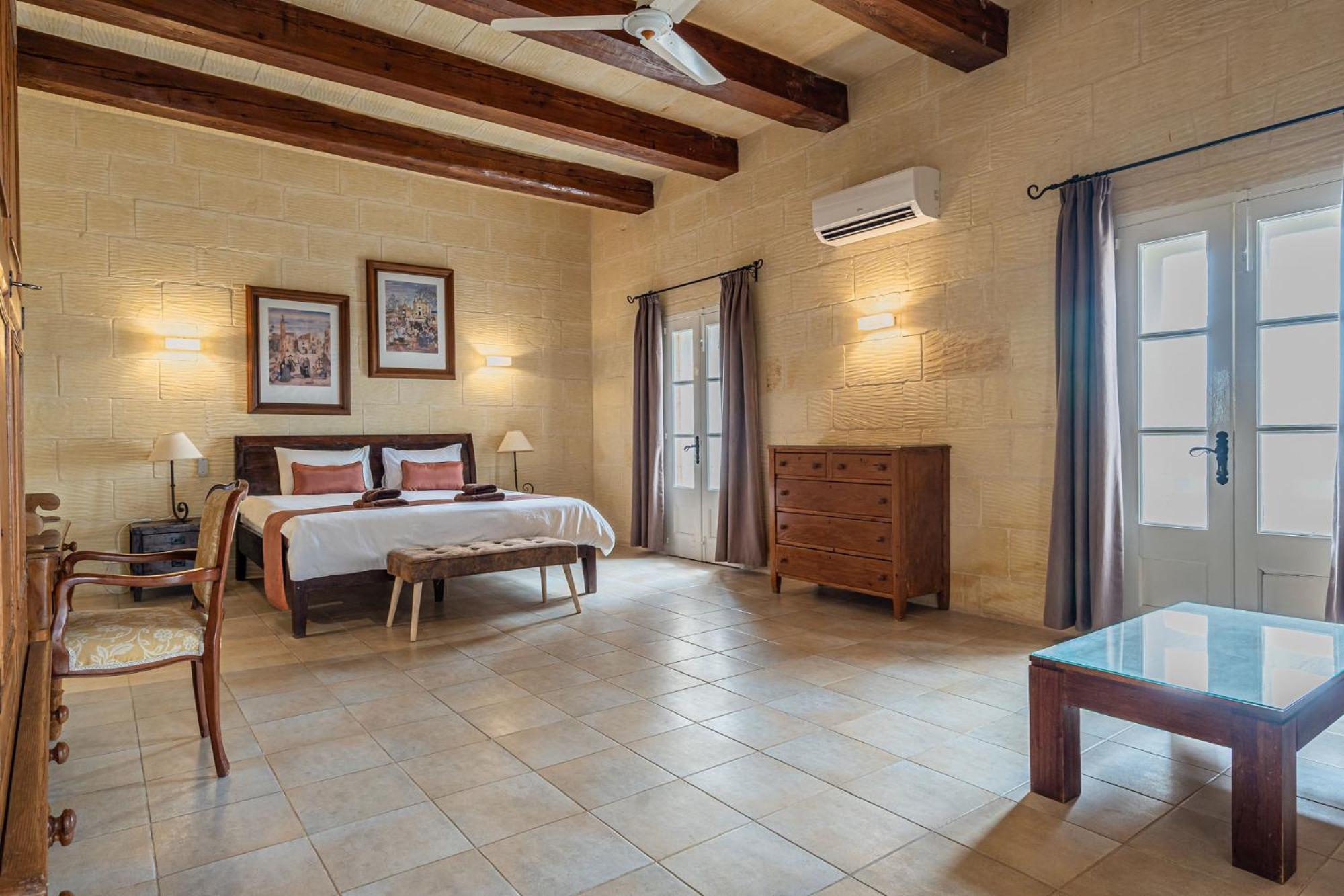 Sinjura Holiday Home Xagħra Esterno foto